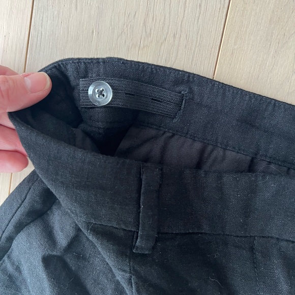 Old Navy Women's Taylor High Waist Linen Shorts - Picture 5 of 5